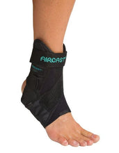 Donjoy Airsport 81-02M ankle stabiliser