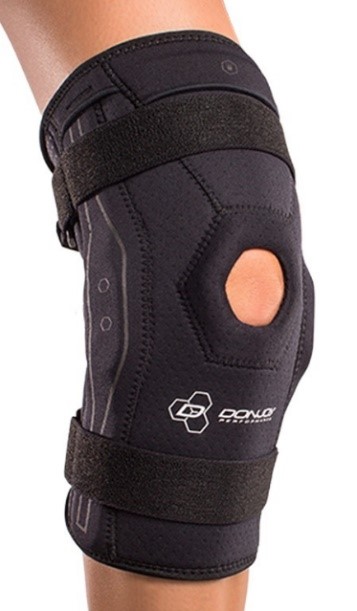 Donjoy DP151KB04 bionic knee brace